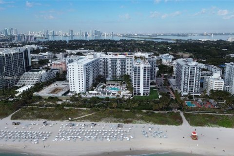 Copropriété à vendre à Miami Beach, Floride: 70.61 m2 № 1356871 - photo 19