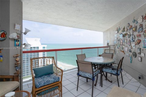 Copropriété à louer à Miami Beach, Floride: 2 chambres, 94.76 m2 № 1356955 - photo 13