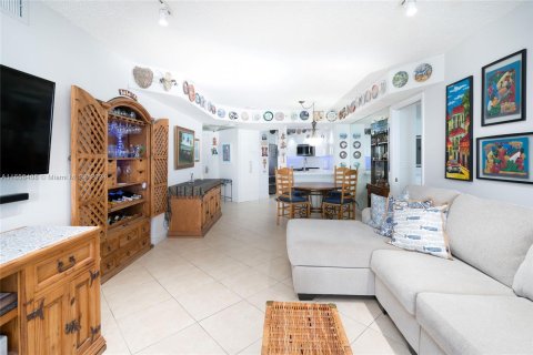 Copropriété à louer à Miami Beach, Floride: 2 chambres, 94.76 m2 № 1356955 - photo 25