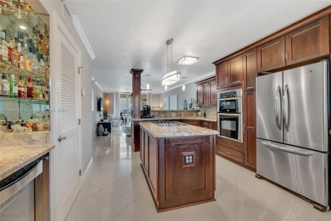 Copropriété à vendre à Pompano Beach, Floride: 2 chambres, 96.15 m2 № 1356916 - photo 7