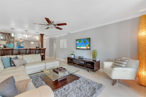 Copropriété à vendre à Pompano Beach, Floride: 2 chambres, 96.15 m2 № 1356916 - photo 16