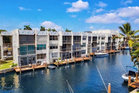 Condominio en venta en Pompano Beach, Florida, 2 dormitorios, 96.15 m2 № 1356916 - foto 25