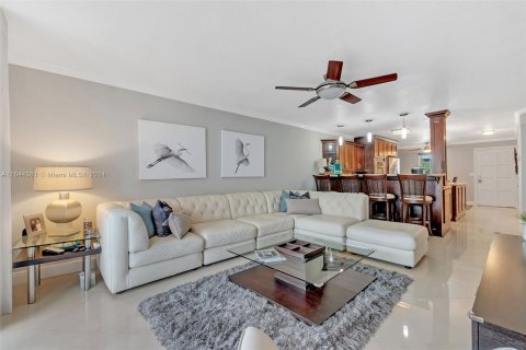 Copropriété à vendre à Pompano Beach, Floride: 2 chambres, 96.15 m2 № 1356916 - photo 15