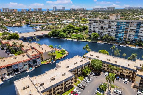 Condominio en venta en Pompano Beach, Florida, 2 dormitorios, 96.15 m2 № 1356916 - foto 30