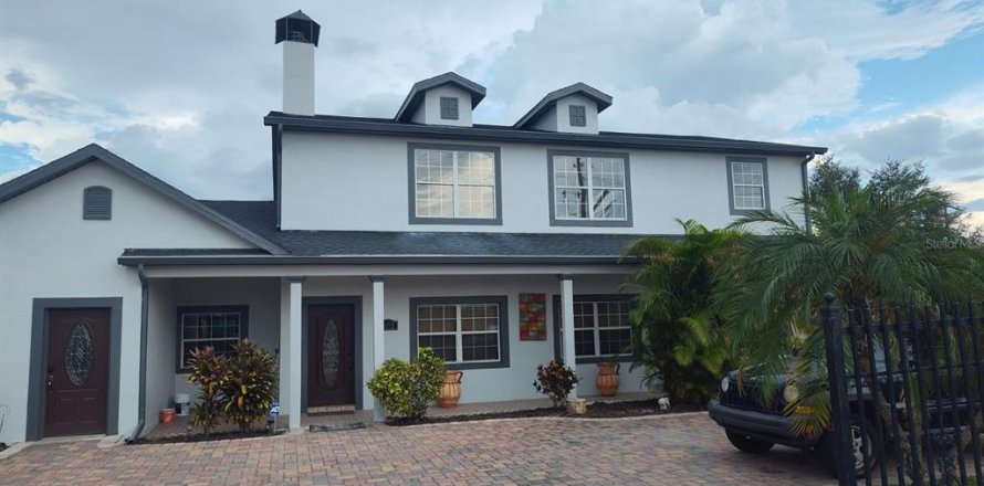 Villa ou maison à Orlando, Floride 6 chambres, 418.25 m2 № 1398580