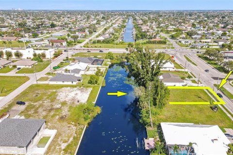 Terreno en venta en Cape Coral, Florida № 1341017 - foto 13