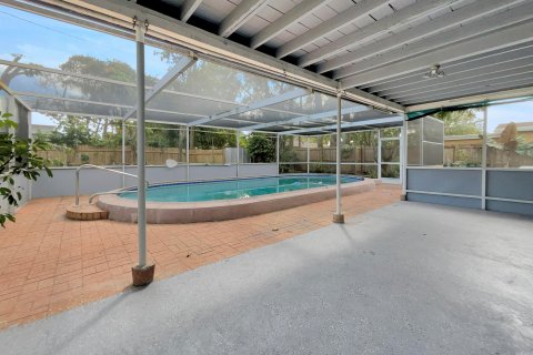 Villa ou maison à vendre à Lauderdale Lakes, Floride: 2 chambres, 88.35 m2 № 1075747 - photo 4