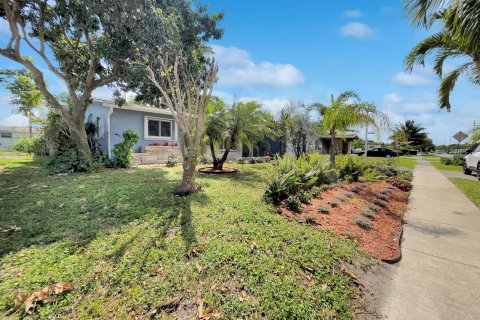 Villa ou maison à vendre à Lauderdale Lakes, Floride: 2 chambres, 88.35 m2 № 1075747 - photo 19