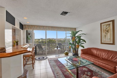 Condo in Fort Lauderdale, Florida, 2 bedrooms  № 1050145 - photo 28