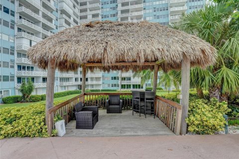 Condo in Fort Lauderdale, Florida, 2 bedrooms  № 1050145 - photo 7