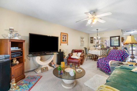 Villa ou maison à vendre à Delray Beach, Floride: 2 chambres, 88.54 m2 № 1071346 - photo 12