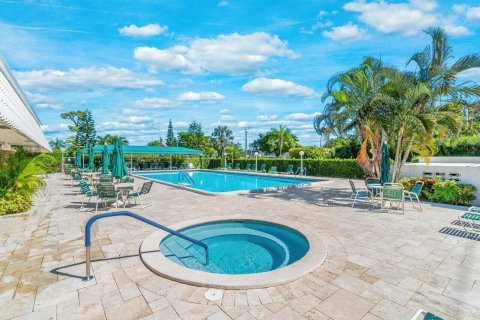 Villa ou maison à vendre à Delray Beach, Floride: 2 chambres, 88.54 m2 № 1071346 - photo 21