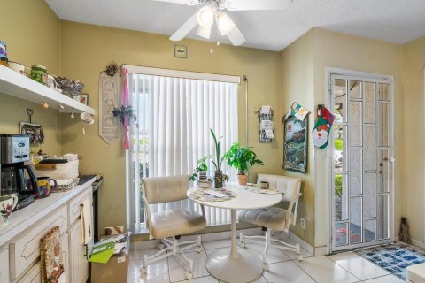 Villa ou maison à vendre à Delray Beach, Floride: 2 chambres, 88.54 m2 № 1071346 - photo 17