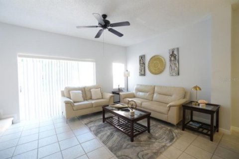 Townhouse in Kissimmee, Florida 3 bedrooms, 119.47 sq.m. № 1387260 - photo 5