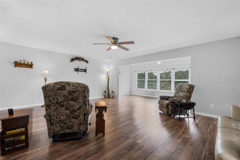 Condominio en venta en Winter Haven, Florida, 1 dormitorio, 71.35 m2 № 1387259 - foto 18