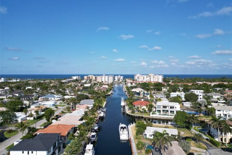 Terreno en venta en Lighthouse Point, Florida № 1171272 - foto 1