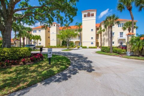 Condo in Vero Beach, Florida, 3 bedrooms  № 1171315 - photo 7