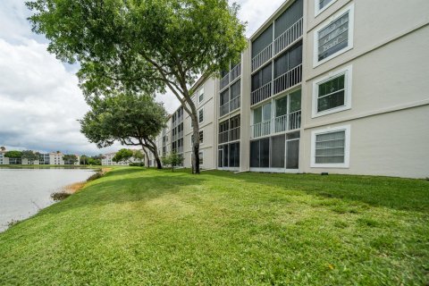 Condo in Delray Beach, Florida, 2 bedrooms  № 1055008 - photo 25