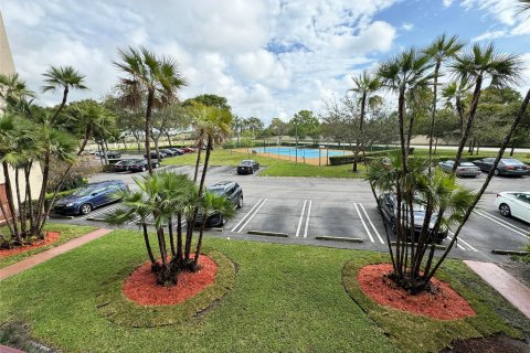 Copropriété à vendre à Pompano Beach, Floride: 2 chambres, 71.53 m2 № 1045471 - photo 11