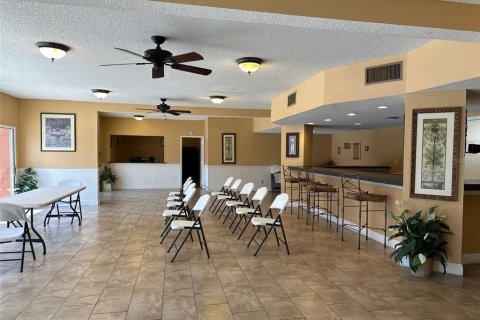 Copropriété à vendre à Casselberry, Floride: 2 chambres, 104.61 m2 № 1376956 - photo 15