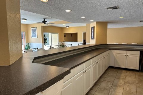 Condo in Casselberry, Florida, 2 bedrooms  № 1376956 - photo 14