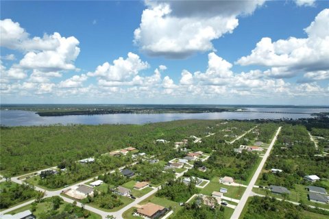 Terreno en venta en Port Charlotte, Florida № 1376937 - foto 12