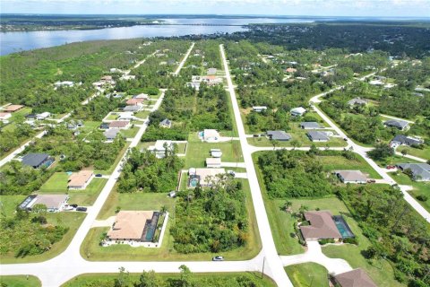 Terreno en venta en Port Charlotte, Florida № 1376937 - foto 13