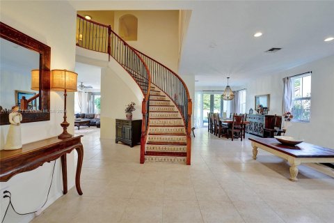 Casa en venta en Pembroke Pines, Florida, 5 dormitorios, 290.23 m2 № 1401181 - foto 7