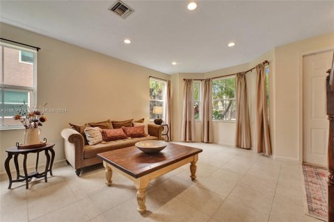 Casa en venta en Pembroke Pines, Florida, 5 dormitorios, 290.23 m2 № 1401181 - foto 8