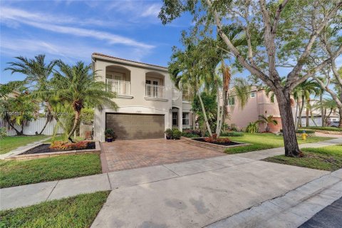 Casa en venta en Pembroke Pines, Florida, 5 dormitorios, 290.23 m2 № 1401181 - foto 2