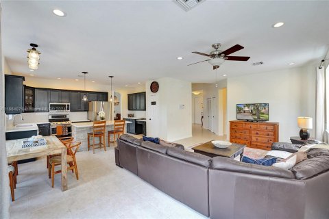 Casa en venta en Pembroke Pines, Florida, 5 dormitorios, 290.23 m2 № 1401181 - foto 27