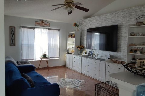 Casa en venta en Kissimmee, Florida, 4 dormitorios, 160.72 m2 № 1247746 - foto 17