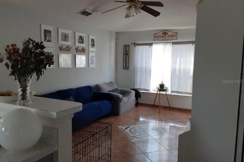 Casa en venta en Kissimmee, Florida, 4 dormitorios, 160.72 m2 № 1247746 - foto 16