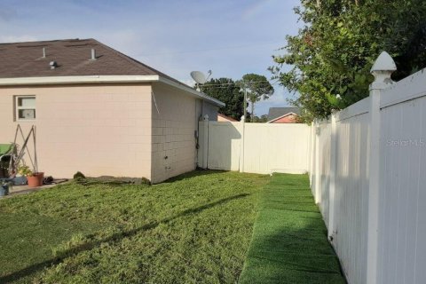 House in Kissimmee, Florida 4 bedrooms, 160.72 sq.m. № 1247746 - photo 11