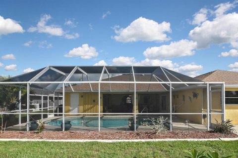 Villa ou maison à vendre à Punta Gorda, Floride: 3 chambres, 205.41 m2 № 1267707 - photo 11