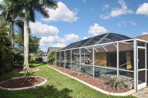 Villa ou maison à vendre à Punta Gorda, Floride: 3 chambres, 205.41 m2 № 1267707 - photo 10