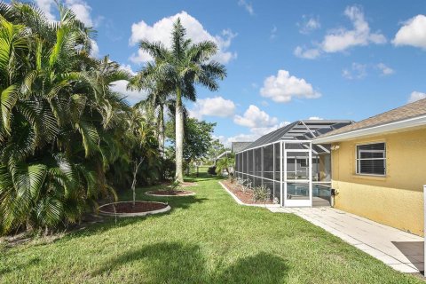 Villa ou maison à vendre à Punta Gorda, Floride: 3 chambres, 205.41 m2 № 1267707 - photo 8