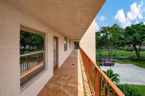 Copropriété à vendre à Delray Beach, Floride: 2 chambres, 98.48 m2 № 1328599 - photo 4