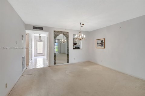 Copropriété à vendre à Delray Beach, Floride: 2 chambres, 98.48 m2 № 1328599 - photo 15