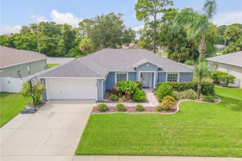 Villa ou maison à vendre à Edgewater, Floride: 4 chambres, 172.05 m2 № 1373511 - photo 1