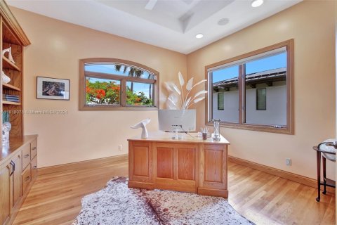 House in Fort Lauderdale, Florida 4 bedrooms, 630.62 sq.m. № 1232500 - photo 25