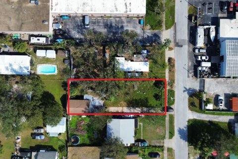 Terreno en venta en Saint Petersburg, Florida № 1431958 - foto 2