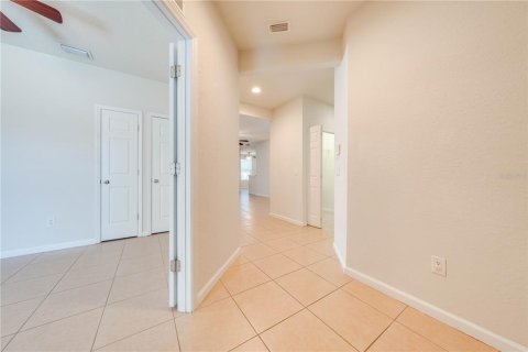 Condo in Ocala, Florida, 2 bedrooms  № 1403726 - photo 2