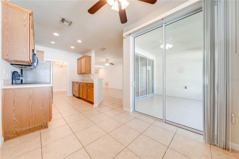 Condo in Ocala, Florida, 2 bedrooms  № 1403726 - photo 26