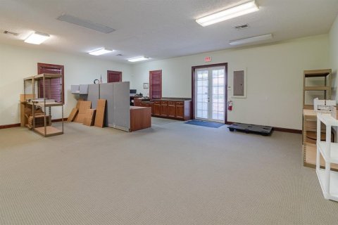 Commercial property in Stuart, Florida № 1055995 - photo 29