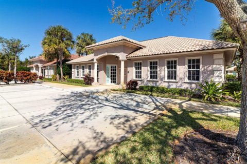 Купить коммерческую недвижимость в Стьюарт, Флорида № 1055995 - фото 3