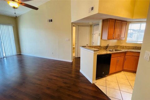 Condominio en venta en Orlando, Florida, 2 dormitorios, 80.27 m2 № 1403967 - foto 6