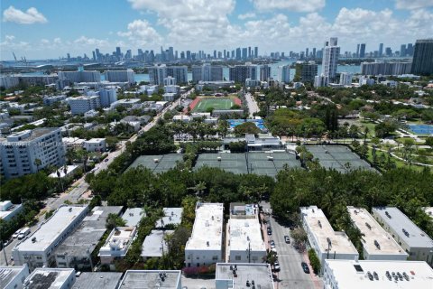 Condo in Miami Beach, Florida, 1 bedroom  № 1231062 - photo 6