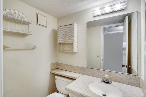 Copropriété à vendre à Deerfield Beach, Floride: 2 chambres, 76.92 m2 № 1038306 - photo 23