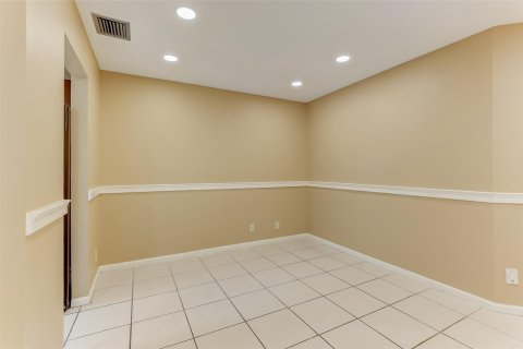 Touwnhouse à vendre à Deerfield Beach, Floride: 2 chambres, 120.77 m2 № 1031648 - photo 20